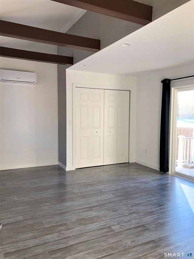 Building Photo - 63 Cottage Rd