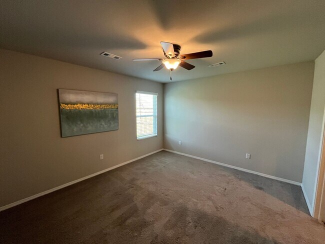 Building Photo - 103 JO Pk Ln