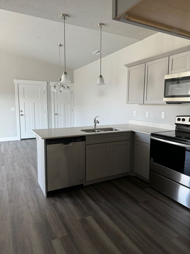 Building Photo - Brand New Condo in the Lehi Exchange Commu...