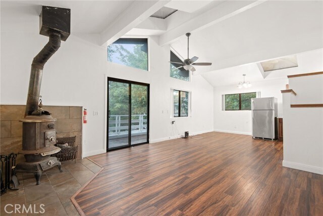 Building Photo - 55305 S Circle Dr