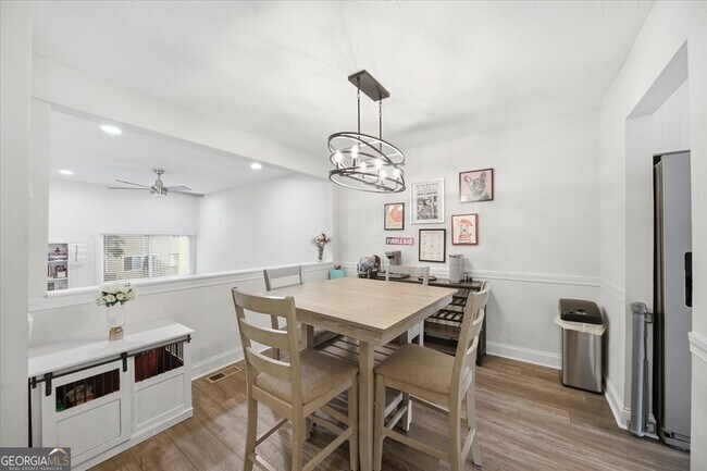 Building Photo - 220 Yuba Walk