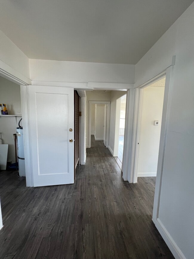 Building Photo - 1120 Folsom Ave