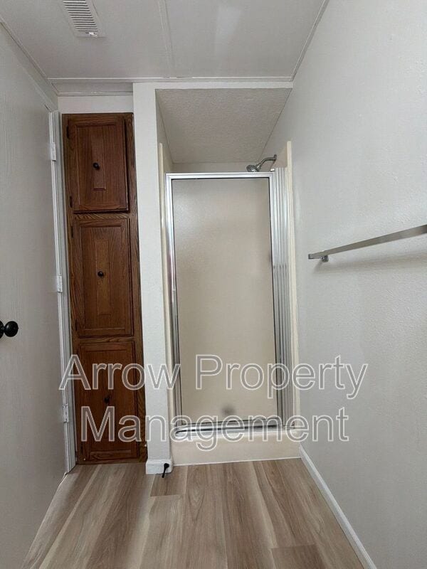 Building Photo - 922 A St