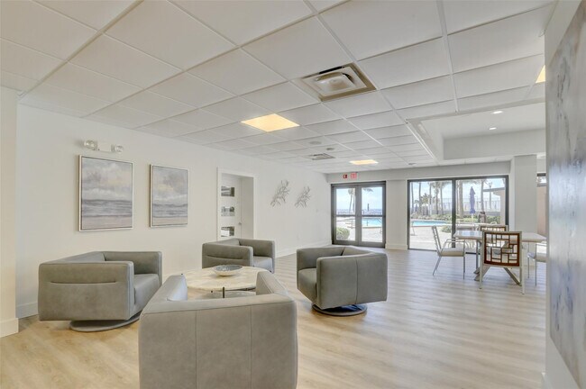 Building Photo - 3800 Galt Ocean Dr