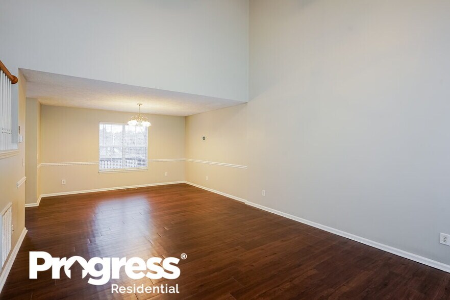 Building Photo - 5132 Pebble Creek Dr