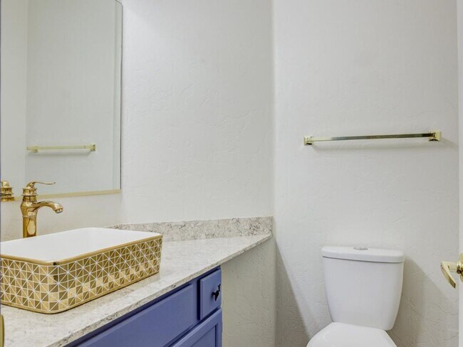 Building Photo - Spacious 4-Bedroom Home with Open Layout & Large Backyard