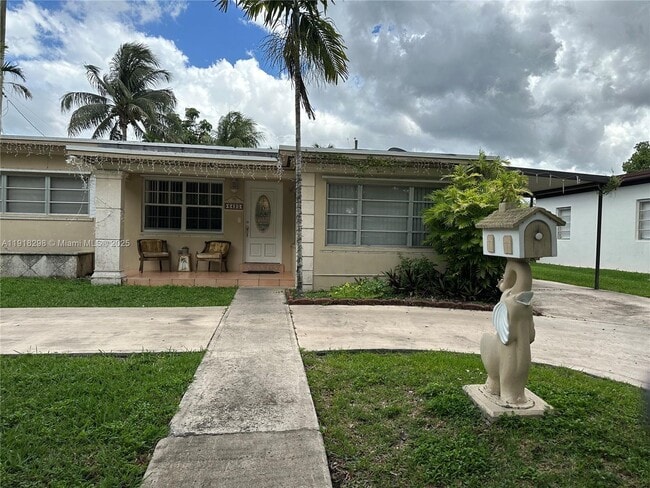 Building Photo - 6420 SW 18th Terrace