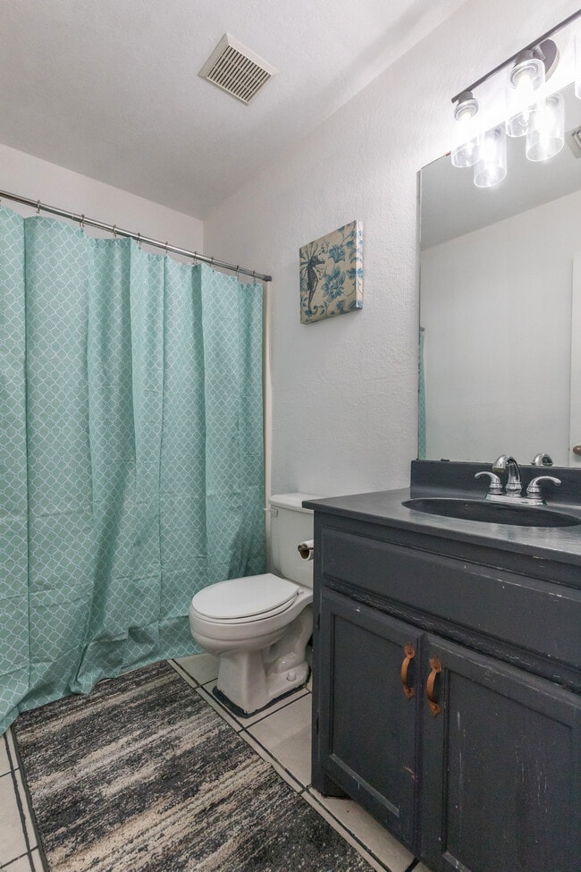 Building Photo - 5072 Big Sky Dr