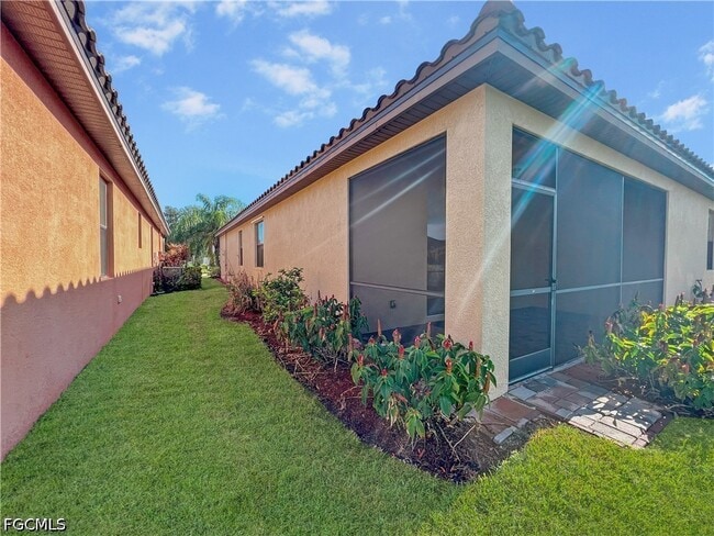 Building Photo - 9332 Via San Giovani St