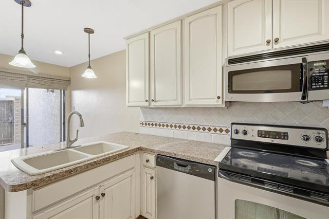 Building Photo - 505 Ranch Trail