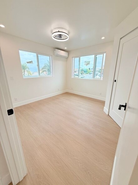 Building Photo - 6983 Ramfos Ln