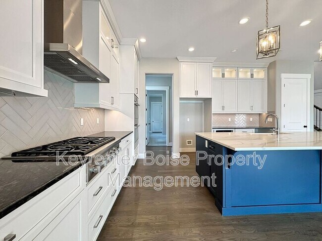 Building Photo - 8081 W Brooks Dr