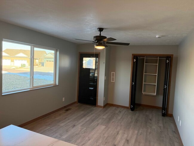 Building Photo - 3902 S Caballo Ct