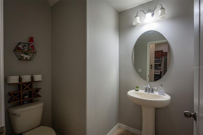 Building Photo - 11191 Savannah Landing Cir