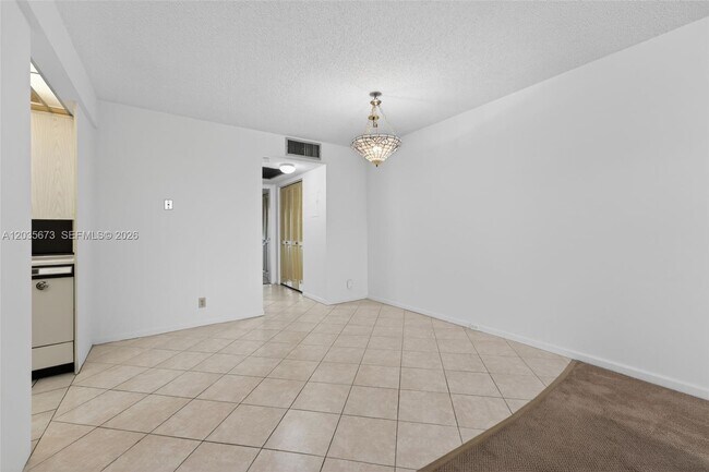 Building Photo - 2401 Antigua Cir
