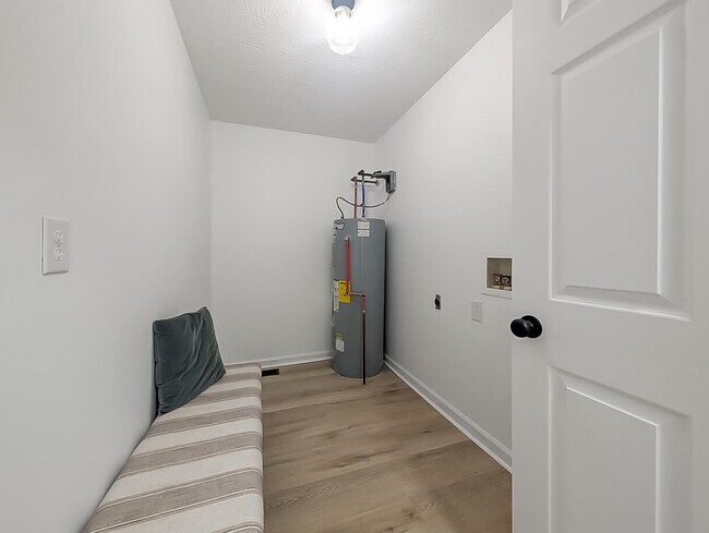 Building Photo - 421 Elkton Pl