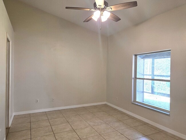 Building Photo - 2/2 Villa in Clermont