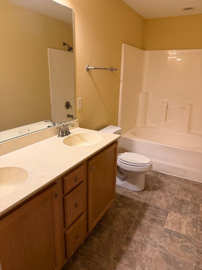 Building Photo - 6147 Neuse Wood Dr