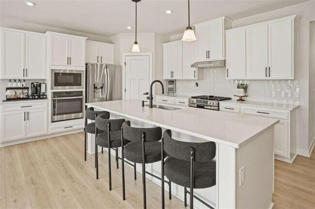 Building Photo - 305 Meuse Ln