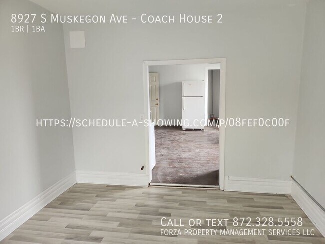 Building Photo - 8927 S Muskegon Ave