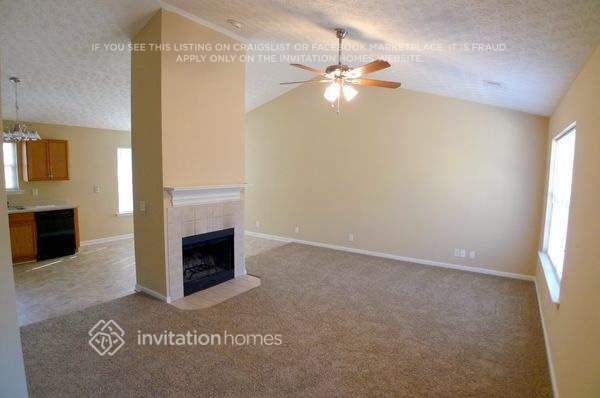Building Photo - 387 Scenic Ln