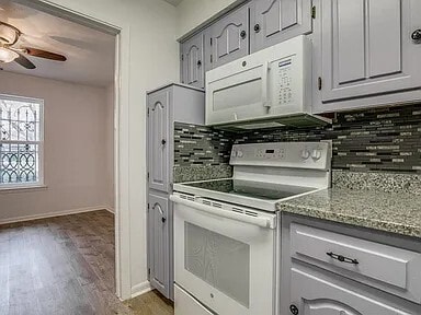 Building Photo - 12805 Pandora Dr