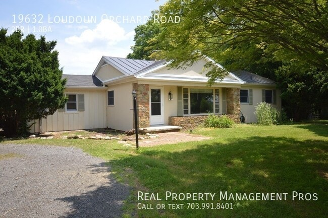 Building Photo - 19632 Loudoun Orchard Rd