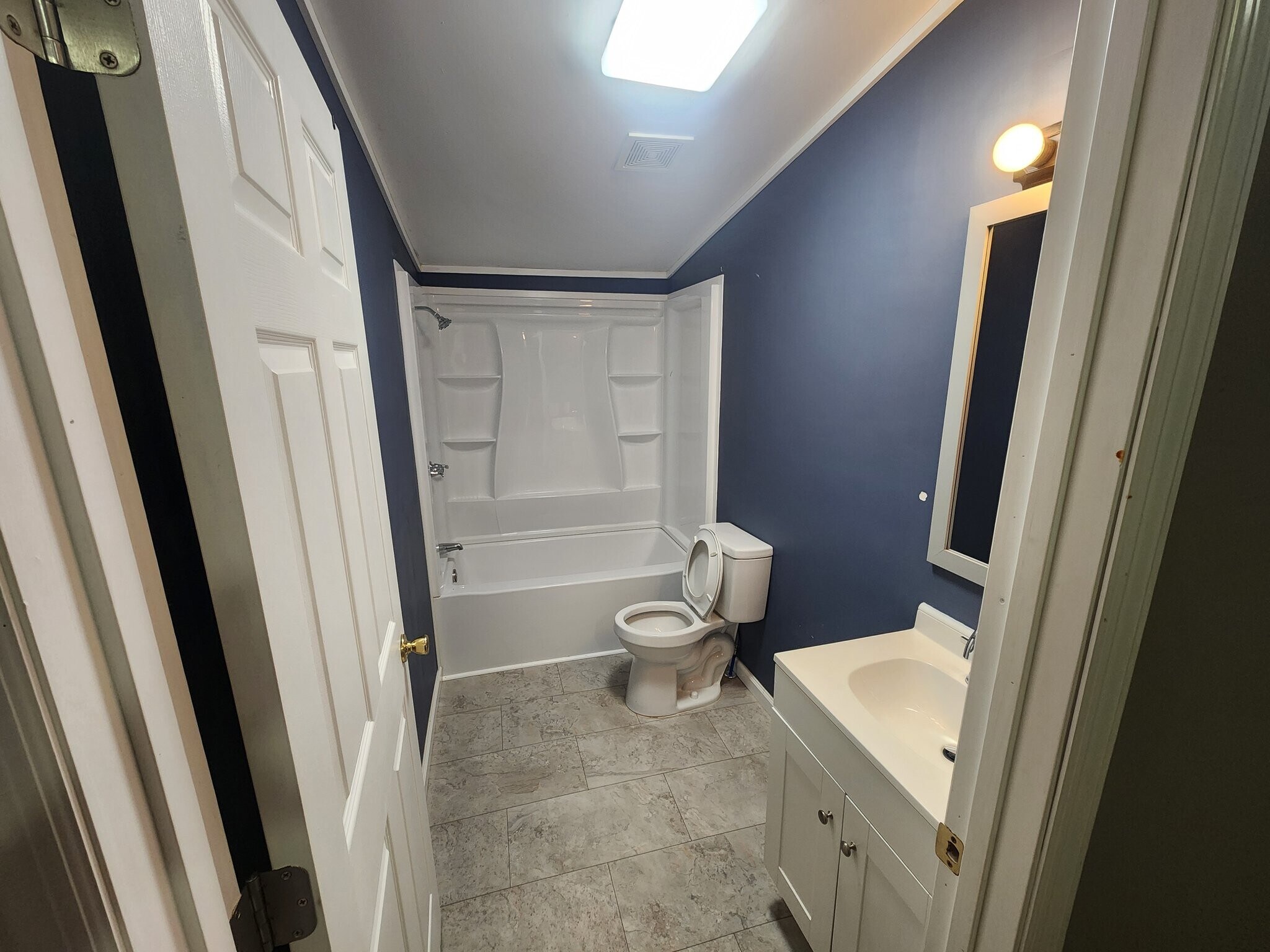 Building Photo - 30 Fulton Springs Ln