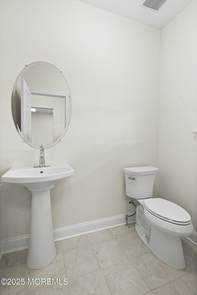 Building Photo - 19 Patrick Ct