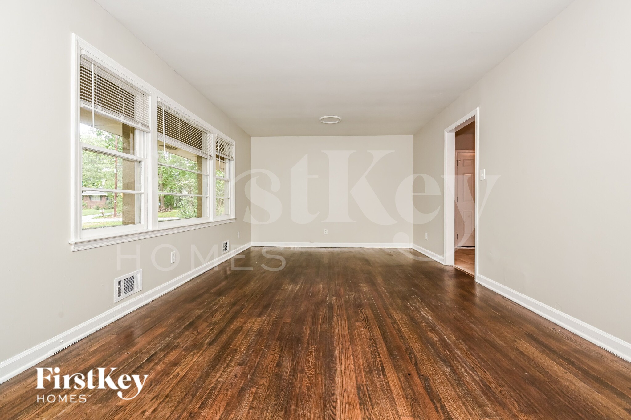 Building Photo - 6763 Brookwood Cir