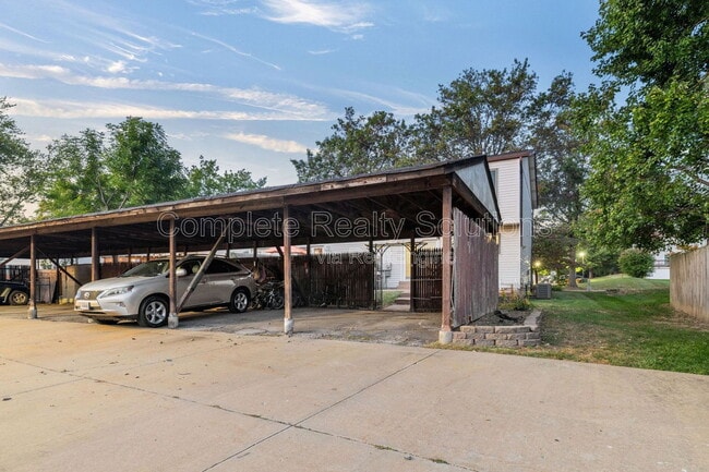 Building Photo - 26 Timberbrook Dr