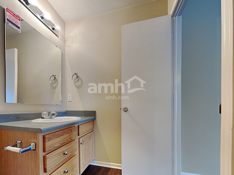 Building Photo - 8349 Sansa St