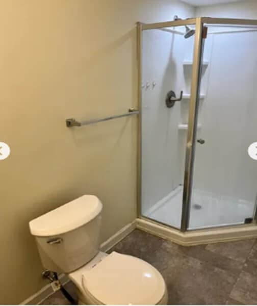 Building Photo - 539 Park Manor Cir