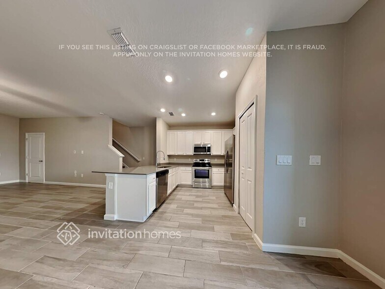 Building Photo - 374 Cherry Ridge Dr