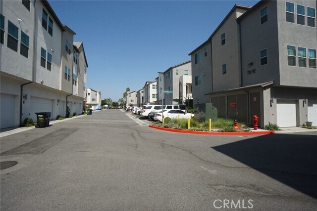 Building Photo - 123 Scratch Rd