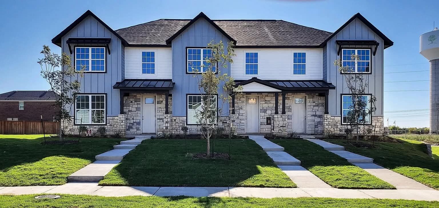 Building Photo - 1650 Palladio Loop