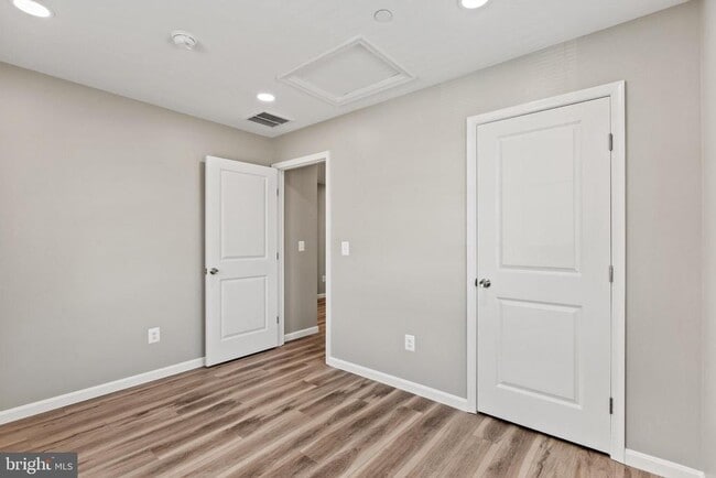 Building Photo - 41573 Church St