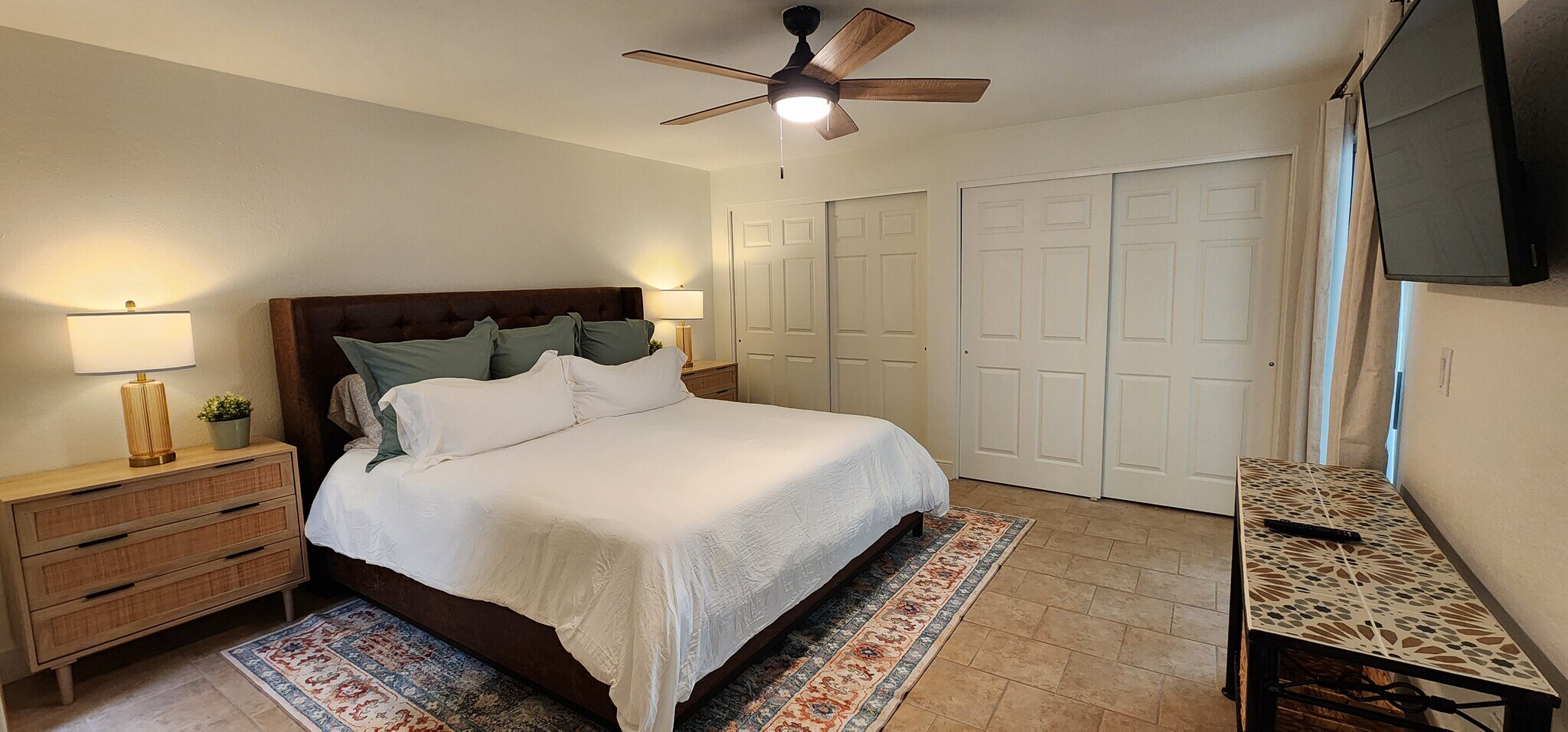 Building Photo - 432 W San Ignacio