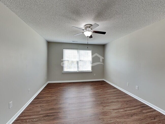 Building Photo - 4103 Hunters Trail Dr