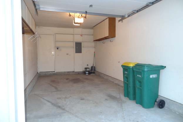 Building Photo - 450 Bridle Trail