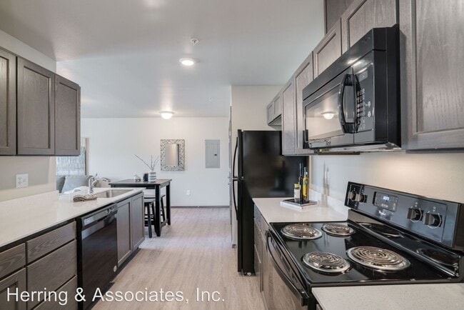 Building Photo - 2272 S Nevada Ave