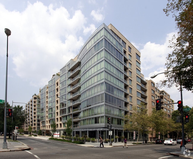 The Residences at The RitzCarlton Washington, DC Apartment Finder