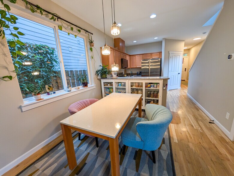 Building Photo - 2436 N Kilpatrick St