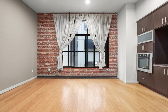 Building Photo - 16 Jessie St