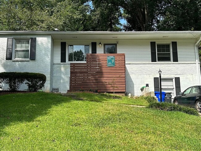 Building Photo - 1156 Willivee Dr