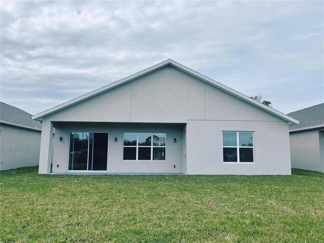 Building Photo - 725 Dennis Ave