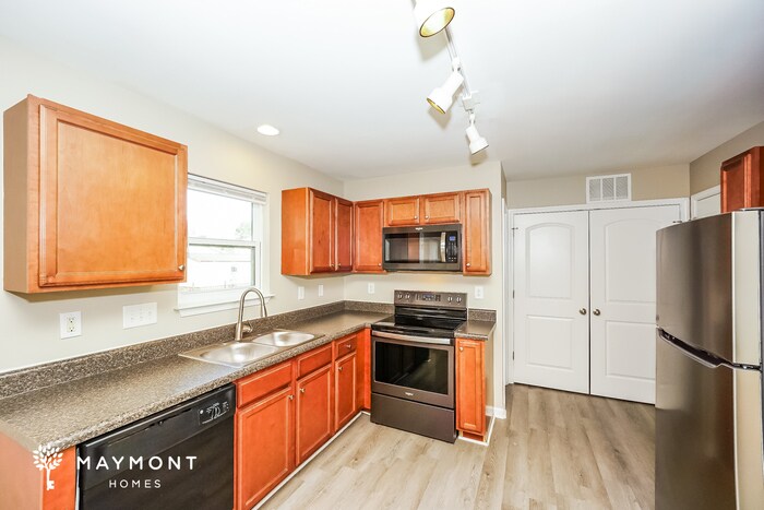 Building Photo - 1207 Salvadore Ct