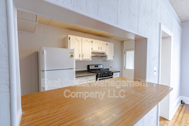 Building Photo - 4231 Berger Ave