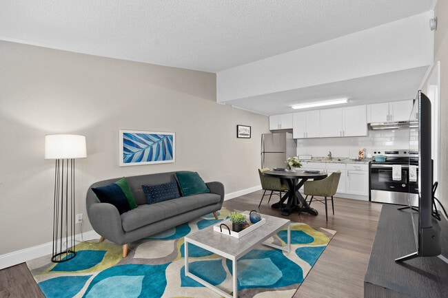 1 Bed Living space - Pinellas Pines