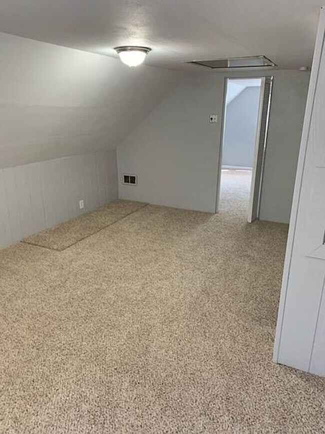 Building Photo - 4632 Cecil Pl